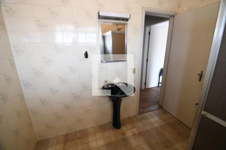 Casa à venda com 300m², 4 quartos e 3 vagasBanheiro 2