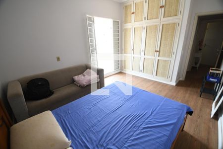 Casa à venda com 300m², 4 quartos e 3 vagasQuarto 3 - Suíte