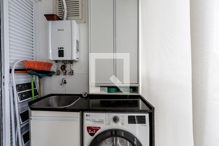 Apartamento à venda com 42m², 2 quartos e 1 vaga Apartamento à venda com 42m², 2 quartos e 1 vagaÁrea de Serviço