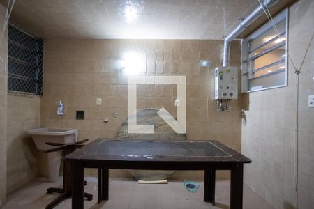 Apartamento à venda com 77m², 2 quartos e 1 vaga Apartamento à venda com 77m², 2 quartos e 1 vagaÁrea de Serviço