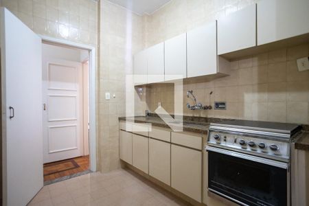Apartamento à venda com 77m², 2 quartos e 1 vaga Apartamento à venda com 77m², 2 quartos e 1 vagaCozinha