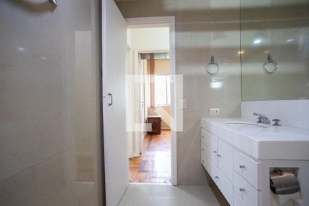 Apartamento à venda com 77m², 2 quartos e 1 vaga Apartamento à venda com 77m², 2 quartos e 1 vagaBanheiro