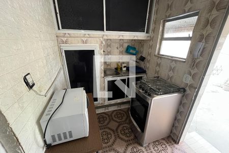 Cozinha de casa para alugar com 1 quarto, 28m² em Jardim Guanabara, Rio de Janeiro