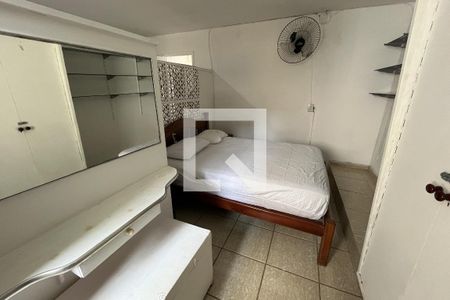 Quarto de casa para alugar com 1 quarto, 28m² em Jardim Guanabara, Rio de Janeiro