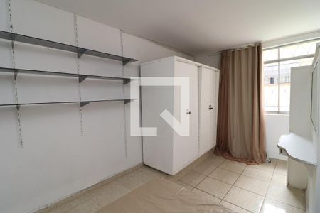 Quarto de kitnet/studio para alugar com 1 quarto, 28m² em Jardim Guanabara, Rio de Janeiro