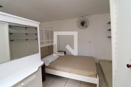 Quarto de kitnet/studio para alugar com 1 quarto, 28m² em Jardim Guanabara, Rio de Janeiro