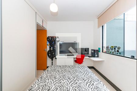 Apartamento à venda com 150m², 3 quartos e 4 vagasQuarto 3