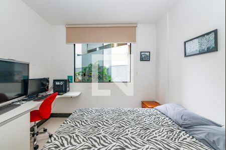 Apartamento à venda com 150m², 3 quartos e 4 vagasQuarto 3