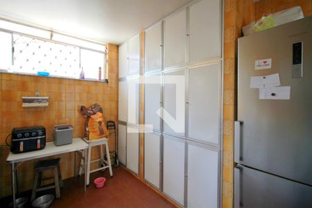 Casa à venda com 250m², 4 quartos e 3 vagasCozinha