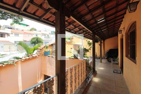 Casa à venda com 358m², 6 quartos e 2 vagasGaragem