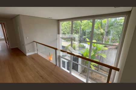 Casa à venda com 707m², 4 quartos e 10 vagasCorredor