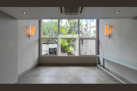 Casa à venda com 707m², 4 quartos e 10 vagasCopa