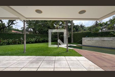 Casa à venda com 707m², 4 quartos e 10 vagasQuintal