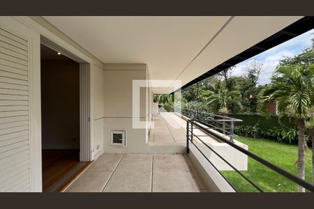 Casa à venda com 707m², 4 quartos e 10 vagasVaranda da suíte master