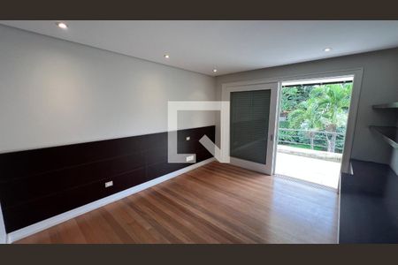 Casa à venda com 707m², 4 quartos e 10 vagasSuite 3