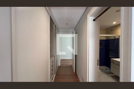 Casa à venda com 707m², 4 quartos e 10 vagasSuite 3