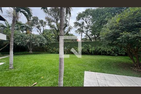 Casa à venda com 707m², 4 quartos e 10 vagasQuintal