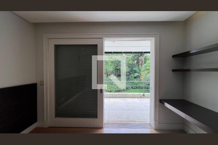 Casa à venda com 707m², 4 quartos e 10 vagasSuite 1