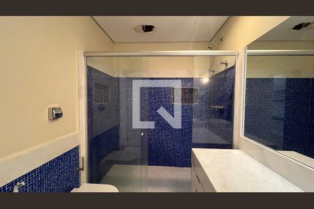 Casa à venda com 707m², 4 quartos e 10 vagasBanheiro da Suíte 3