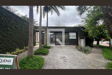 Casa à venda com 707m², 4 quartos e 10 vagasPlaquinha