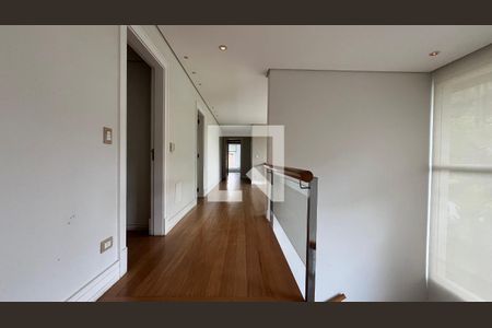 Casa à venda com 707m², 4 quartos e 10 vagasCorredor
