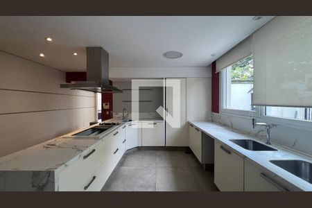 Casa à venda com 707m², 4 quartos e 10 vagasCozinha