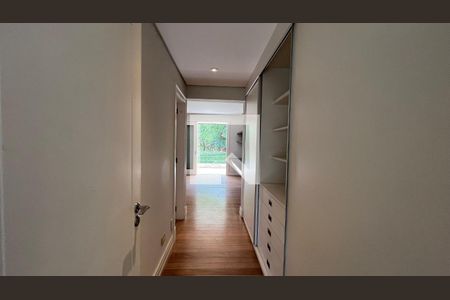 Casa à venda com 707m², 4 quartos e 10 vagasSuite 1