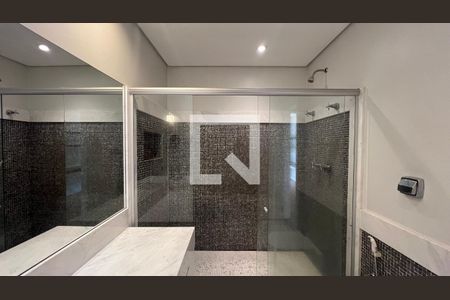 Casa à venda com 707m², 4 quartos e 10 vagasBanheiro da Suíte 2