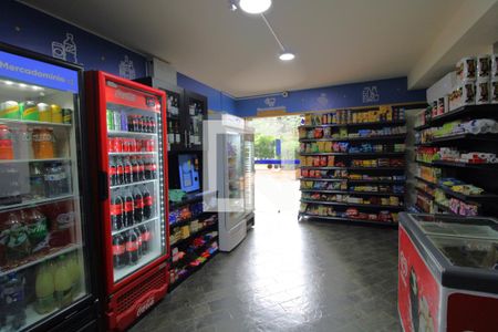 Apartamento à venda com 64m², 3 quartos e 1 vagaMercadinho