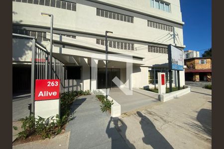 Apartamento à venda com 30m², 1 quarto e sem vaga Apartamento à venda com 30m², 1 quarto e sem vagaFachada