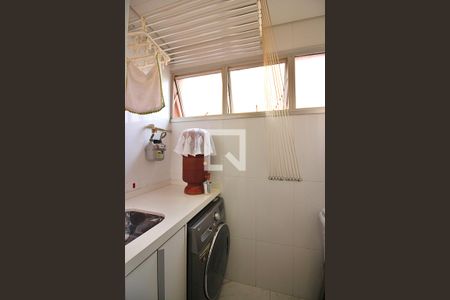 Apartamento à venda com 57m², 2 quartos e 1 vagaÁrea de Serviço