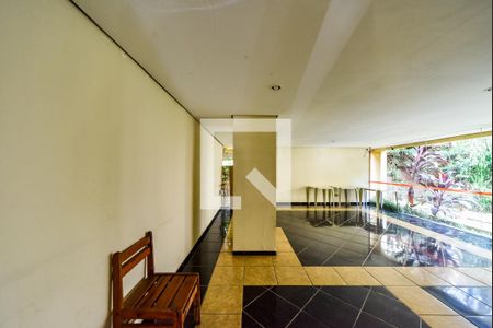 Apartamento à venda com 57m², 2 quartos e 1 vaga Apartamento à venda com 57m², 2 quartos e 1 vagaÁrea comum - Salão de festas