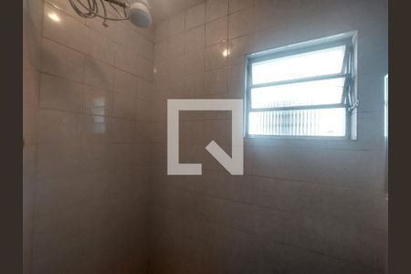 Casa à venda com 288m², 3 quartos e 4 vagas Casa à venda com 288m², 3 quartos e 4 vagasBanheiro da Edícula