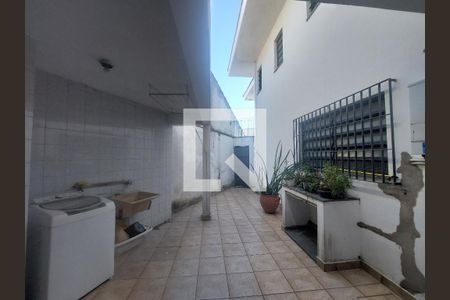 Casa à venda com 288m², 3 quartos e 4 vagas Casa à venda com 288m², 3 quartos e 4 vagasÁrea de Serviço