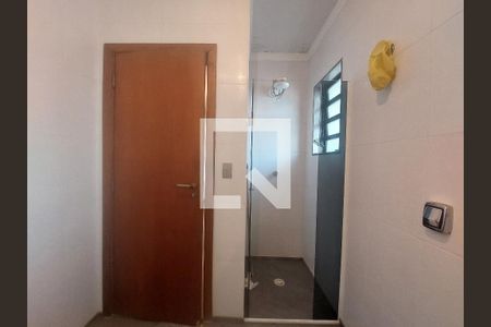 Casa à venda com 288m², 3 quartos e 4 vagas Casa à venda com 288m², 3 quartos e 4 vagasBanheiro 2