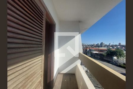 Casa à venda com 288m², 3 quartos e 4 vagas Casa à venda com 288m², 3 quartos e 4 vagasQuarto 1
