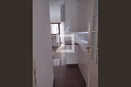 Apartamento para alugar com 158m², 3 quartos e 2 vagas Apartamento para alugar com 158m², 3 quartos e 2 vagasCozinha