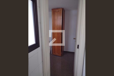 Apartamento para alugar com 158m², 3 quartos e 2 vagas Apartamento para alugar com 158m², 3 quartos e 2 vagasÁrea de serviço