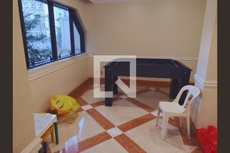 Apartamento para alugar com 158m², 3 quartos e 2 vagas Apartamento para alugar com 158m², 3 quartos e 2 vagasÁrea comum