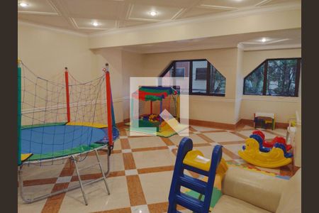 Apartamento para alugar com 158m², 3 quartos e 2 vagas Apartamento para alugar com 158m², 3 quartos e 2 vagasÁrea de serviço