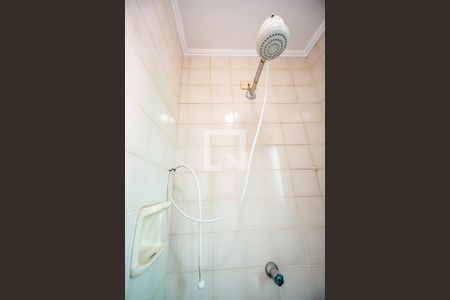 Apartamento à venda com 139m², 4 quartos e 2 vagas Apartamento à venda com 139m², 4 quartos e 2 vagasChuveiro