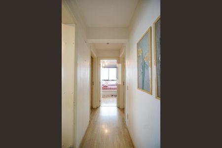 Apartamento à venda com 139m², 4 quartos e 2 vagas Apartamento à venda com 139m², 4 quartos e 2 vagasCorredor