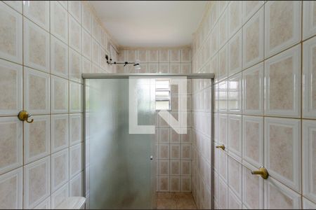 Casa à venda com 220m², 4 quartos e 6 vagas Casa à venda com 220m², 4 quartos e 6 vagasSuíte - banheiro - casa 2
