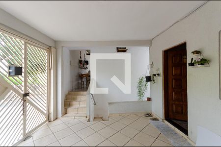 Casa à venda com 220m², 4 quartos e 6 vagas Casa à venda com 220m², 4 quartos e 6 vagasGaragem - casa 1