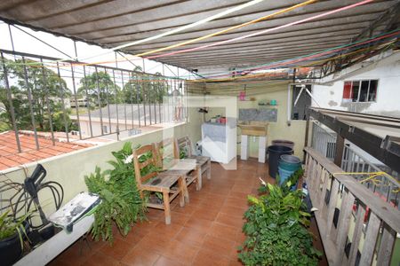 Casa à venda com 110m², 3 quartos e 2 vagasÁrea de Serviço