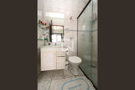 Casa à venda com 110m², 3 quartos e 2 vagasBanheiro da Suíte 1