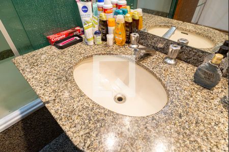 Apartamento à venda com 46m², 1 quarto e 1 vaga Apartamento à venda com 46m², 1 quarto e 1 vagaBanheiro da Suíte