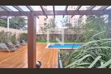 Apartamento à venda com 216m², 3 quartos e 4 vagasÁrea comum - Piscina