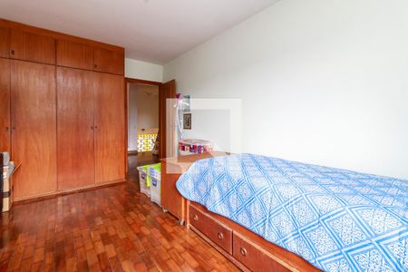 Casa à venda com 320m², 4 quartos e 2 vagas Casa à venda com 320m², 4 quartos e 2 vagasQuarto 3