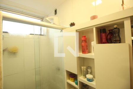 Apartamento à venda com 80m², 3 quartos e 2 vagasBanheiro